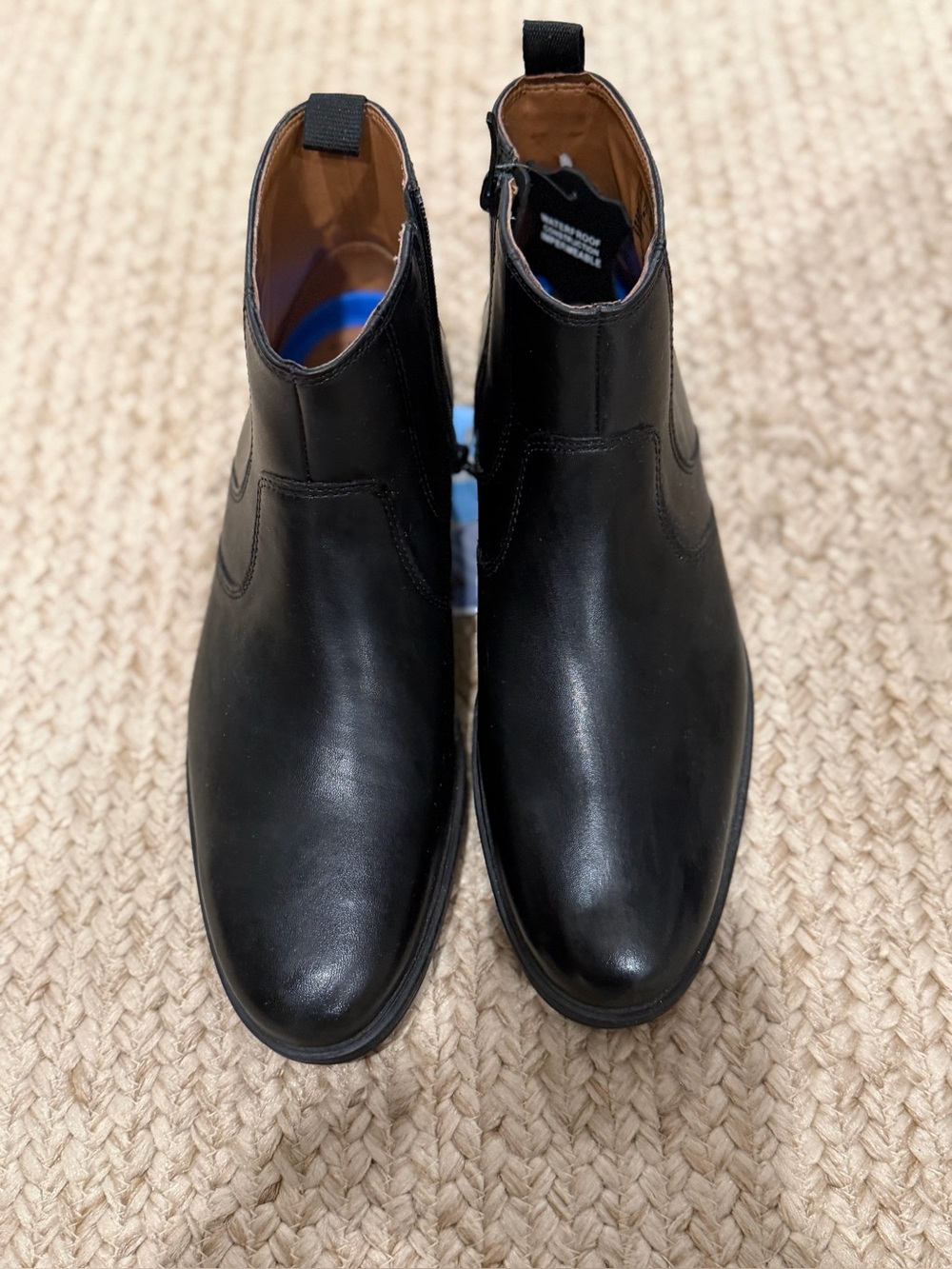 Clarks Men's Black Leather Chukka Boots